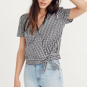 Madewell Short-Sleeve Wrap Top in Gingham Check black & white small